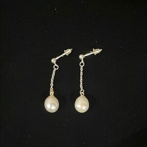 Elegant Pearl Drop Earrings